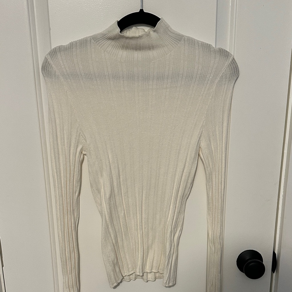 Abercrombie & Fitch Cream Turtleneck Sweater